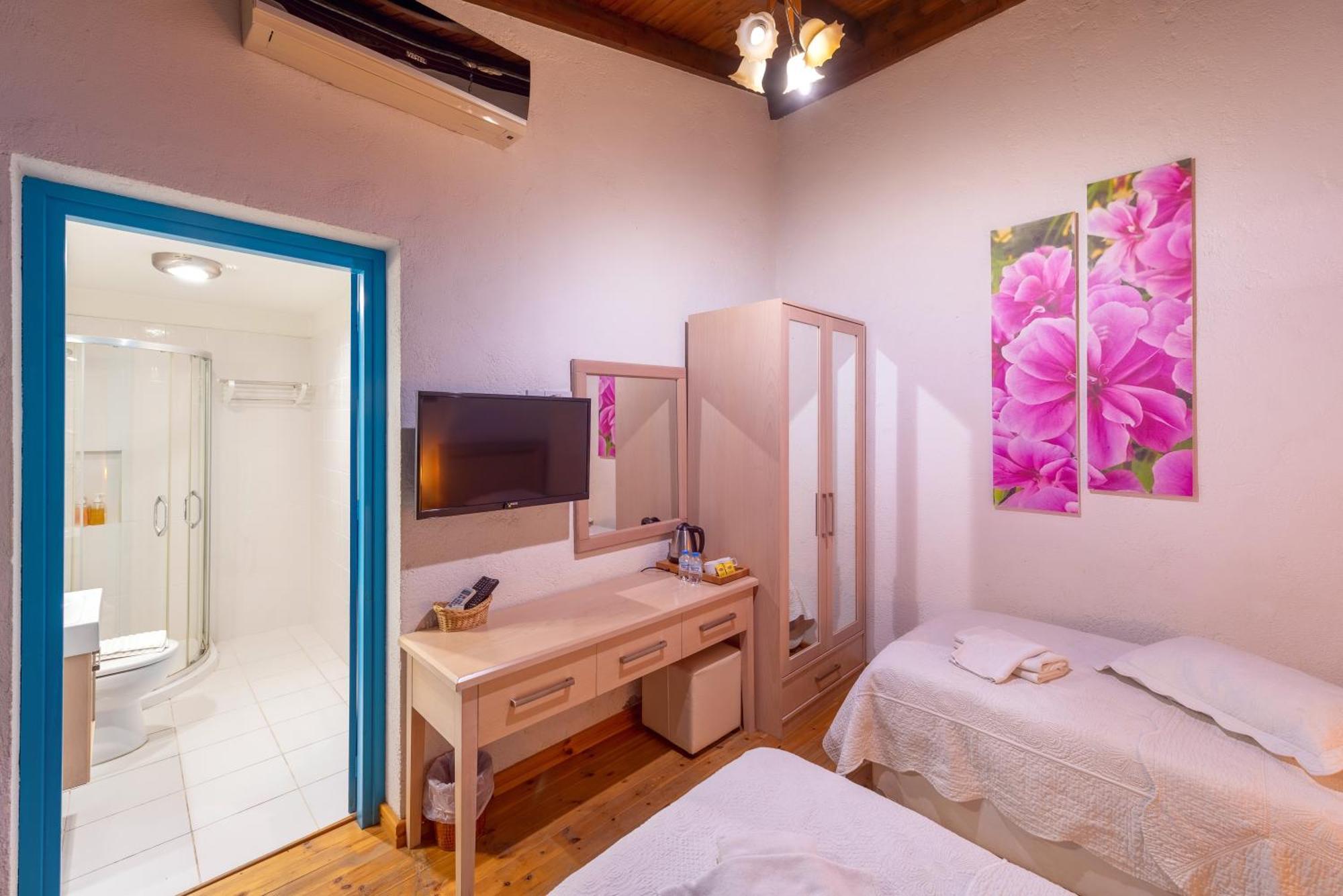 Cypriot Swallow Boutique Hotel Никозия Екстериор снимка